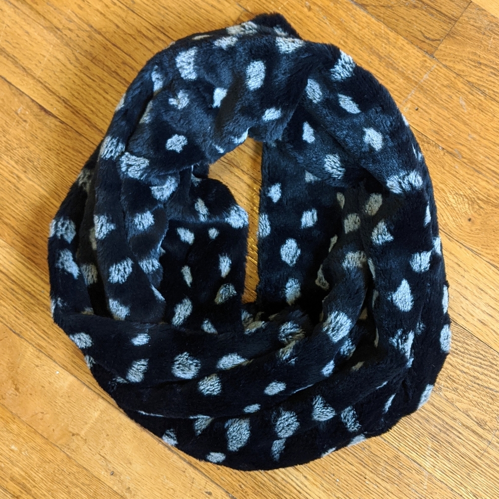 Ann Taylor Faux Fur Loop Scarf